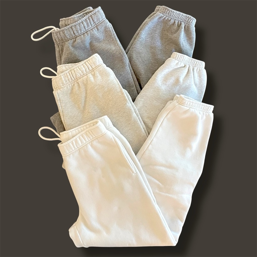 ARITZIA— TNAction Mega Sweatpants x 3!